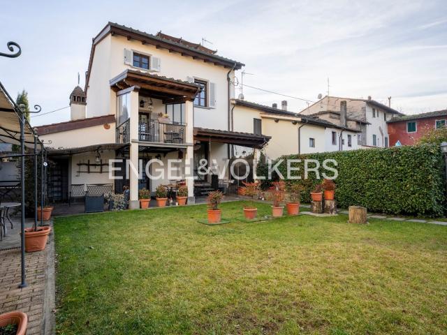 Villetta indipendente in vendita di 325 m² in Località Arsella