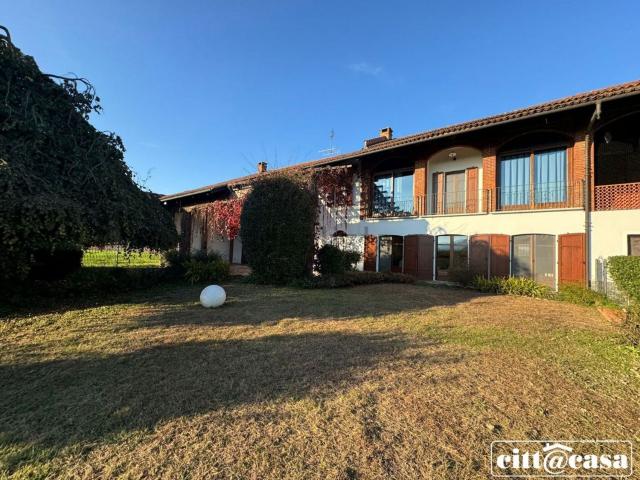 Villetta indipendente in vendita di 326 m²