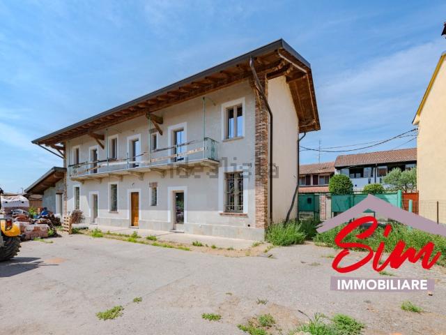 Villetta indipendente in vendita di 326 m² in Via Gallarati, 39