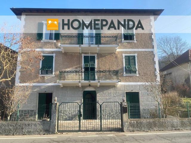Villetta indipendente in vendita di 326 m² in Via Giovo, 5