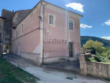 Villetta indipendente in vendita di 326 m² in Vicolo Baia