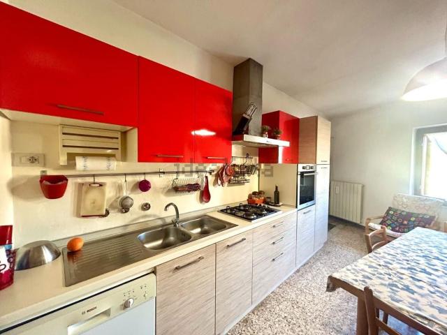 Villetta indipendente in vendita di 326 m² in Località Santa Colomba, 2