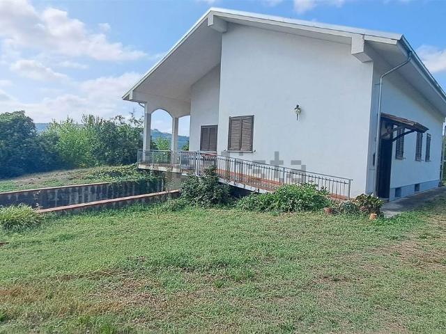 Villetta indipendente in vendita di 330 m²