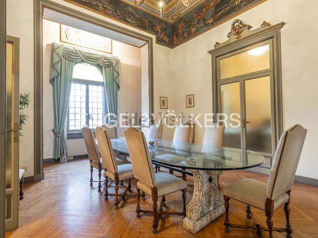 Villetta indipendente in vendita di 330 m² in Via Alessandria, 159