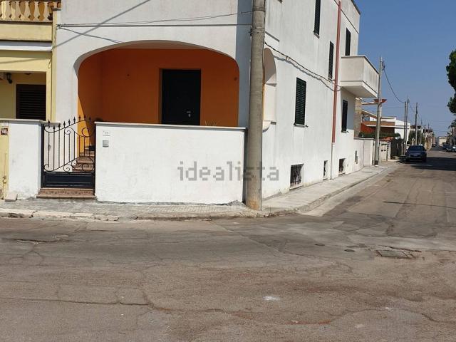 Villetta indipendente in vendita di 330 m² in Via Brindisi, 39