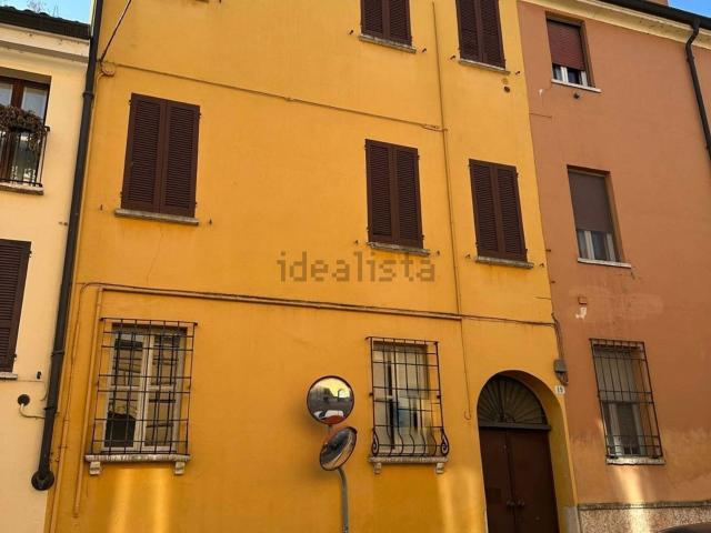 Villetta indipendente in vendita di 330 m² in Via Giovanni Zambelli, 19