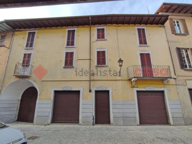 Villetta indipendente in vendita di 330 m² in Via Dante