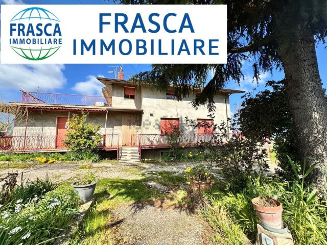 Villetta indipendente in vendita di 330 m² in Via Fabbricata
