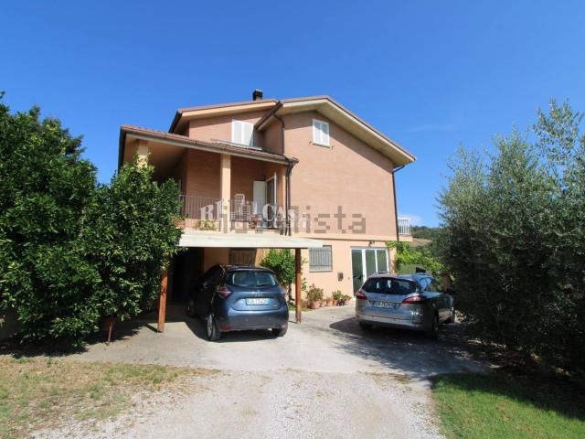 Villetta indipendente in vendita di 330 m² in Via Sant&apos Antonio, 70