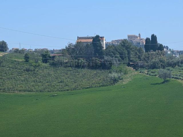 Villetta indipendente in vendita di 330 m² in Contrada Montetinello, 18