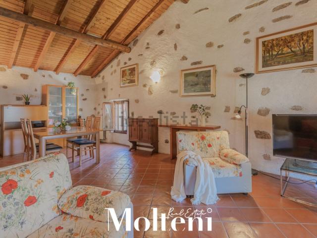 Villetta indipendente in vendita di 330 m² in Frazione Bonzeno