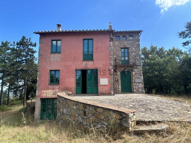 Villetta indipendente in vendita di 330 m² in Strada Statale 317
