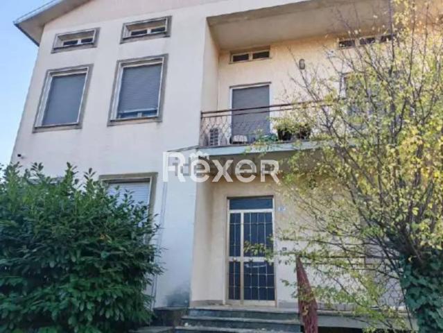 Villetta indipendente in vendita di 330 m² in Strada Pilastrello
