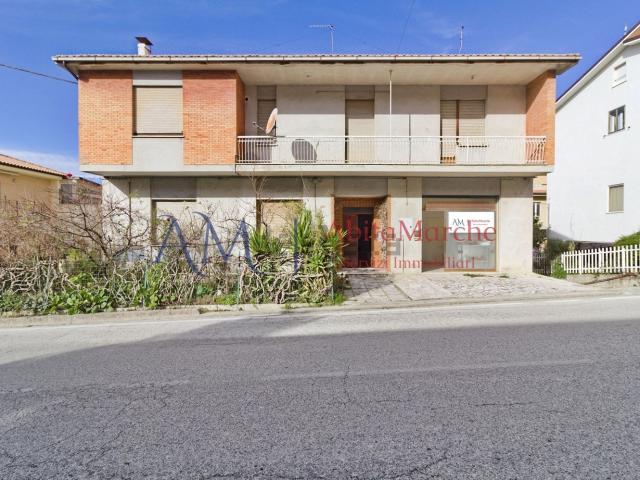 Villetta indipendente in vendita di 330 m² in Strada Provinciale 66, 116