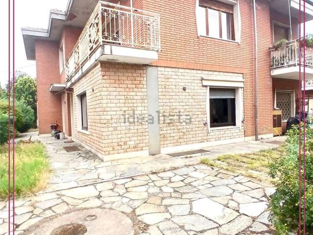 Villetta indipendente in vendita di 332 m² in Via Piacenza, 15