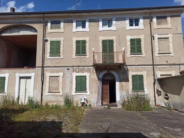 Villetta indipendente in vendita di 332 m² in Corso Giuseppe Garibaldi, 37