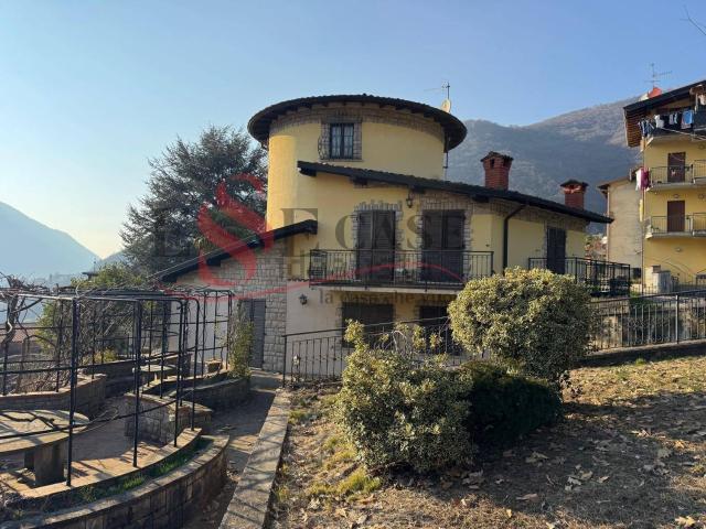 Villetta indipendente in vendita di 333 m²