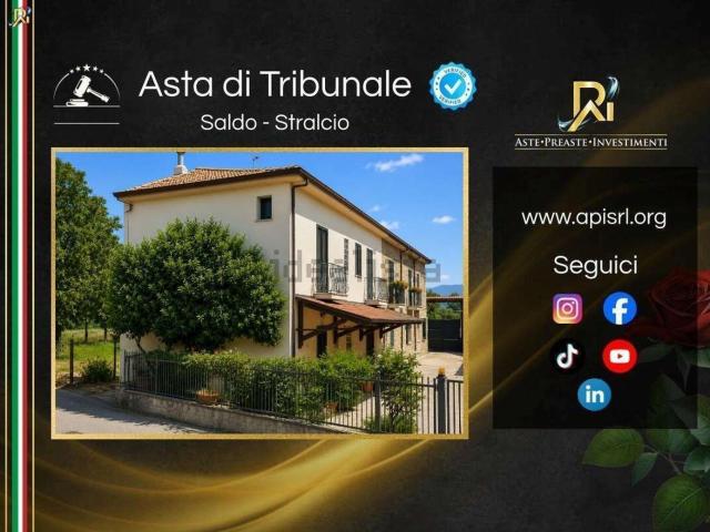 Villetta indipendente in vendita di 334 m² in Via Cese 1ª
