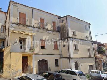 Villetta indipendente in vendita di 334 m² in Via Raffaele Matarazzo, 16