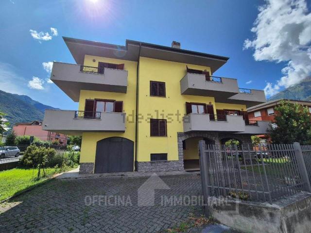 Villetta indipendente in vendita di 335 m² in Via Foppa Vincenzo, 5