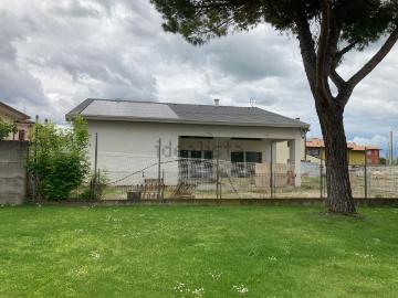 Villetta indipendente in vendita di 336 m² in Via Nazario Sauro, 3