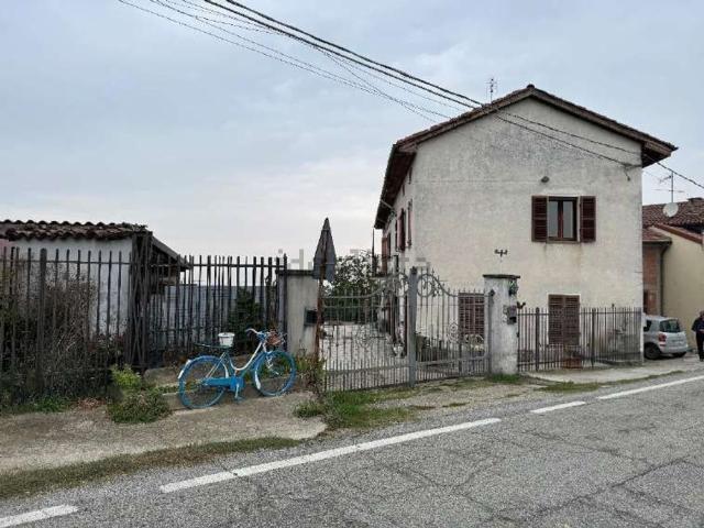 Villetta indipendente in vendita di 336 m² in Via Scurzolengo, 19