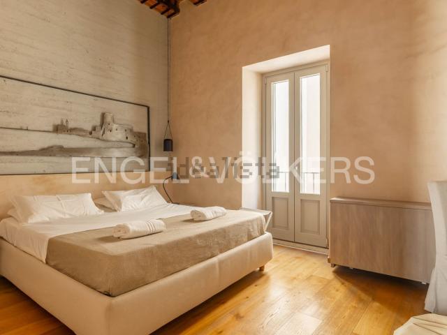 Villetta indipendente in vendita di 337 m² in Via Giovanni Bovio, 67