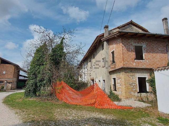 Villetta indipendente in vendita di 338 m² in Piazza Unione