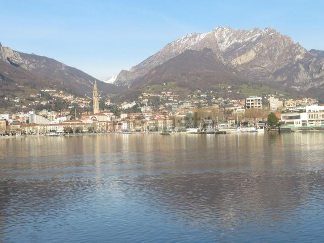 Villetta indipendente in vendita di 340 m²