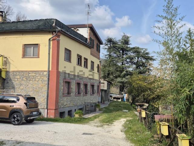 Villetta indipendente in vendita di 340 m² in Via Antonio Fabbri, 25