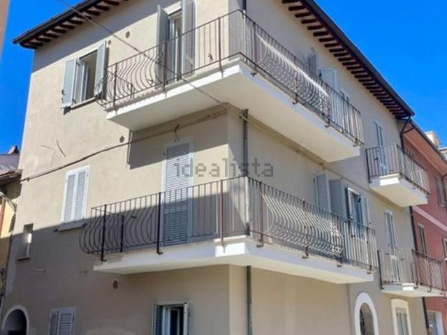 Villetta indipendente in vendita di 340 m² in Via Andrea Costa