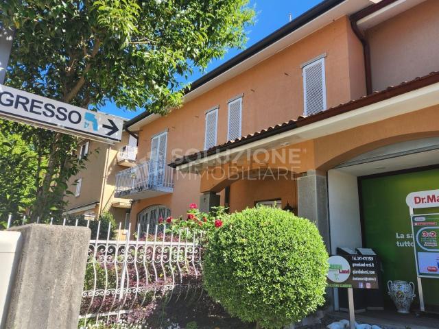 Villetta indipendente in vendita di 340 m² in Via Alessandro Volta