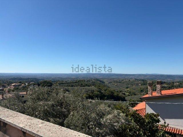 Villetta indipendente in vendita di 340 m² in Via Alessandro Pezzotti