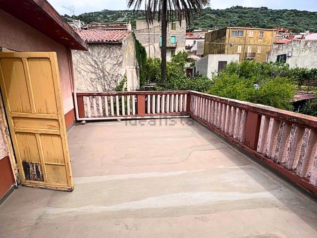 Villetta indipendente in vendita di 340 m² in Via XX Settembre