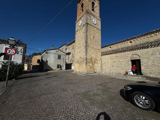Villetta indipendente in vendita di 340 m² in Contrada Colle Vertieri