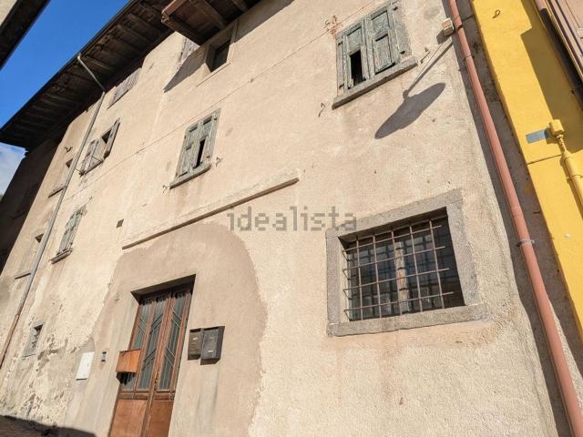 Villetta indipendente in vendita di 341 m² in Via Armando Diaz, 12