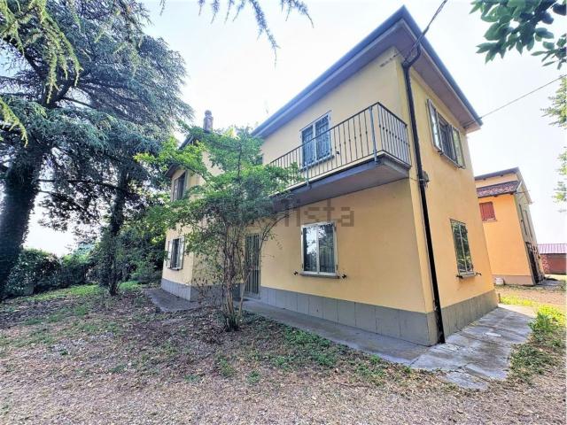 Villetta indipendente in vendita di 342 m² in Via San Vitale