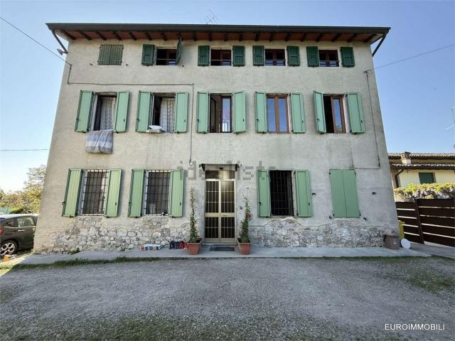 Villetta indipendente in vendita di 343 m² in Strada del Masdone
