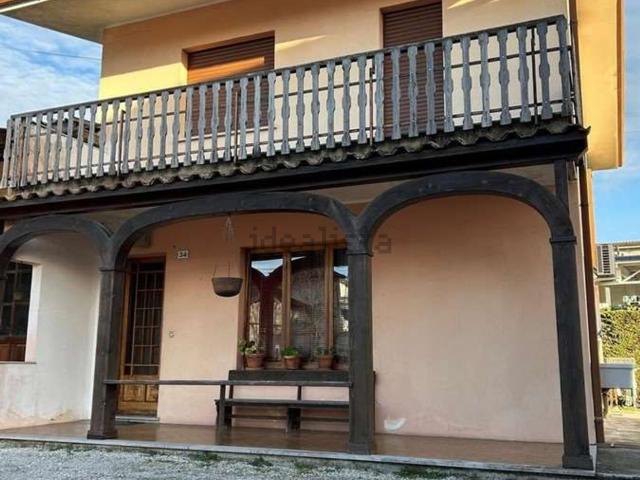 Villetta indipendente in vendita di 345 m²