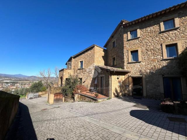 Villetta indipendente in vendita di 345 m² in Via Adige, 25