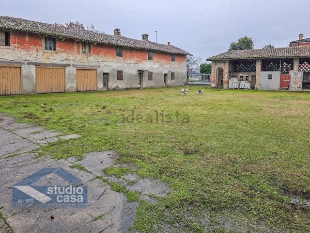 Villetta indipendente in vendita di 346 m² in Via Dante Alighieri, 64
