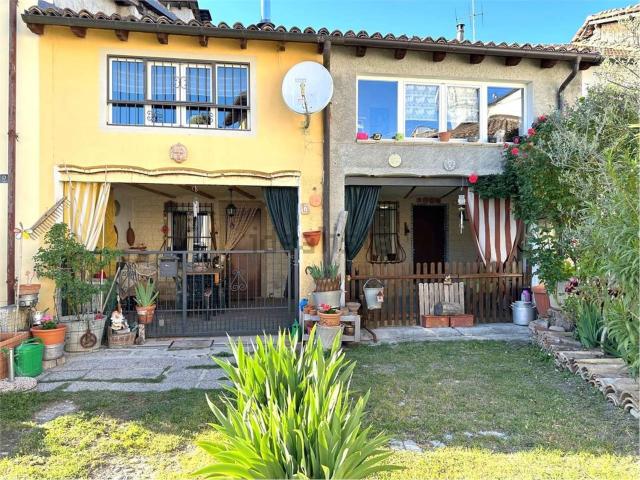 Villetta indipendente in vendita di 348 m²