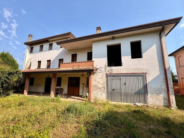 Villetta indipendente in vendita di 350 m²