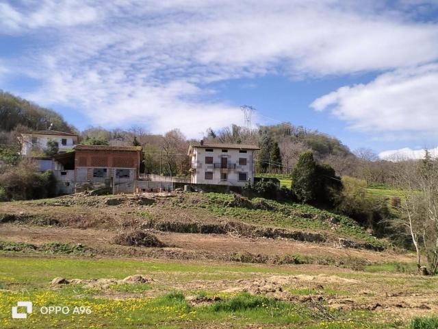 Villetta indipendente in vendita di 350 m²