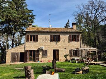 Villetta indipendente in vendita di 350 m²