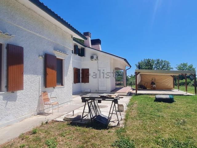 Villetta indipendente in vendita di 350 m²
