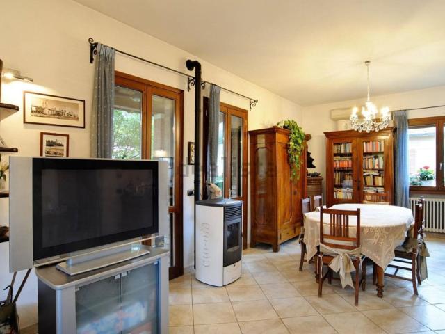 Villetta indipendente in vendita di 350 m²