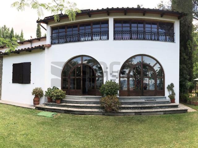Villetta indipendente in vendita di 350 m²