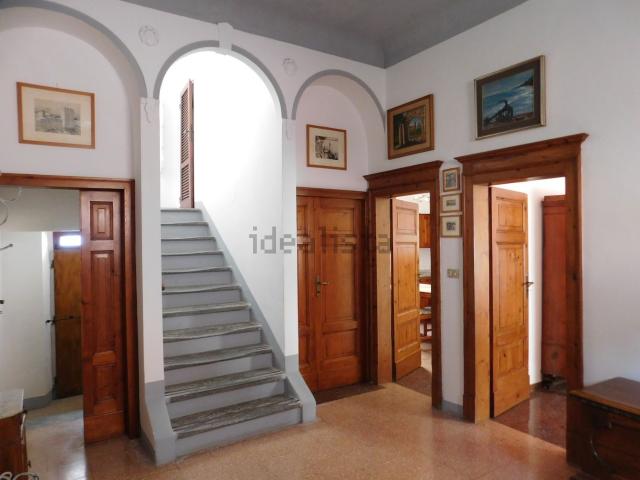 Villetta indipendente in vendita di 350 m² in Via Camillo Benso Conte di Cavour