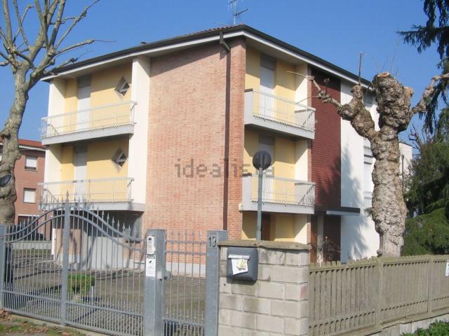 Villetta indipendente in vendita di 350 m² in Via A. dalla Rovere